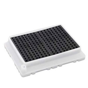 Long-Lasting Drip or Spill Polyethylene Lab Tray